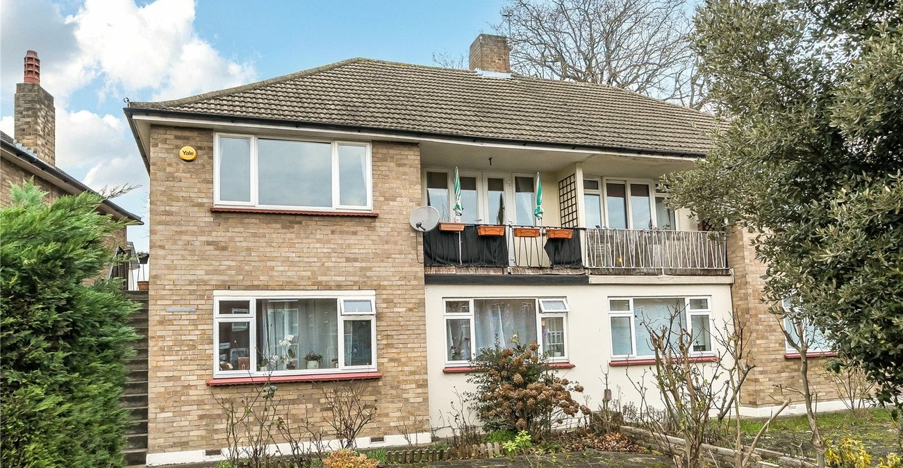 2 bedroom property for sale in Sydenham | Robinson Jackson