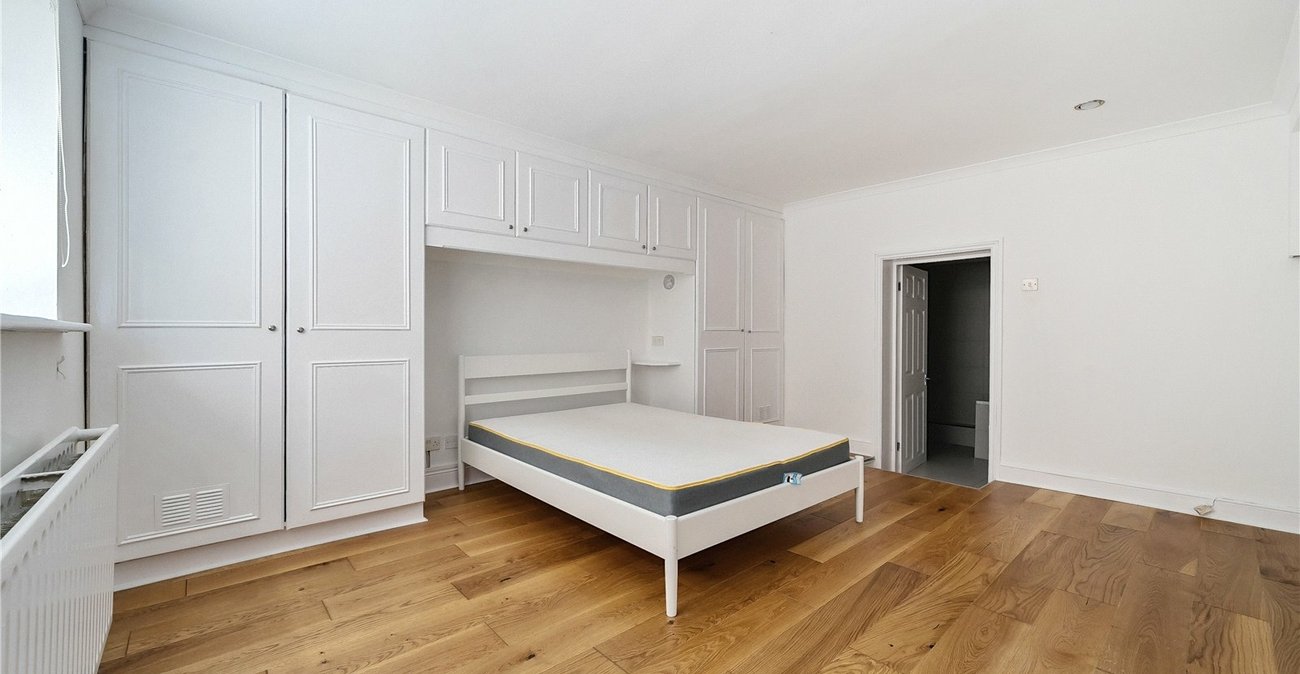 1 bedroom property for sale in Sydenham | Robinson Jackson