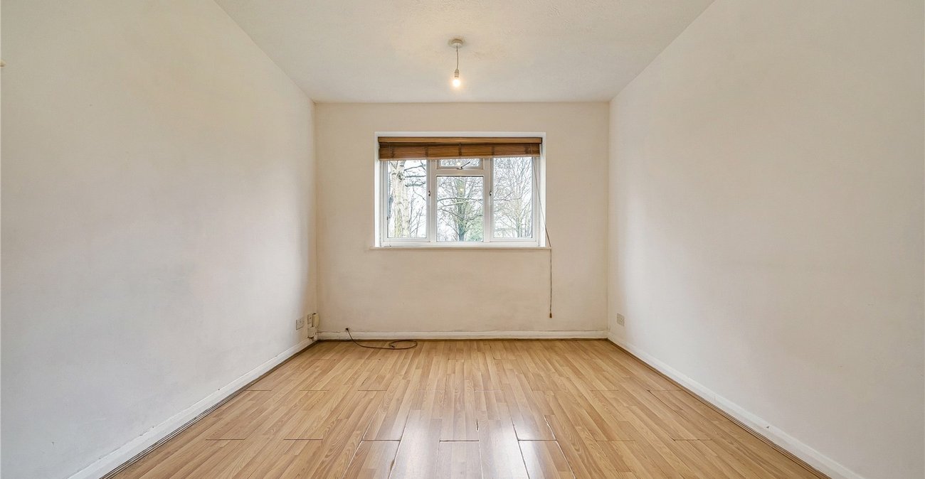 1 bedroom property for sale in Sydenham | Robinson Jackson