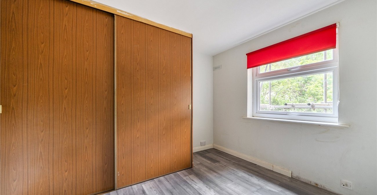 2 bedroom property for sale in Sydenham | Robinson Jackson