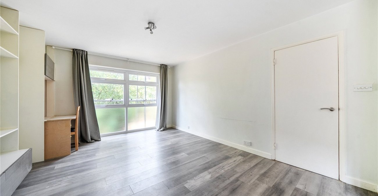 2 bedroom property for sale in Sydenham | Robinson Jackson