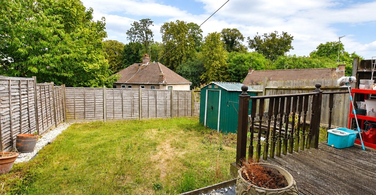 2 bedroom property for sale in Dartford | Robinson Jackson