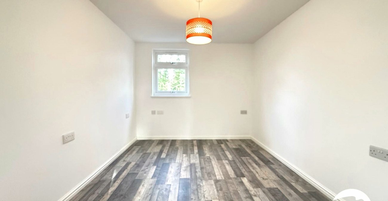 5 bedroom house for sale in London | Robinson Jackson