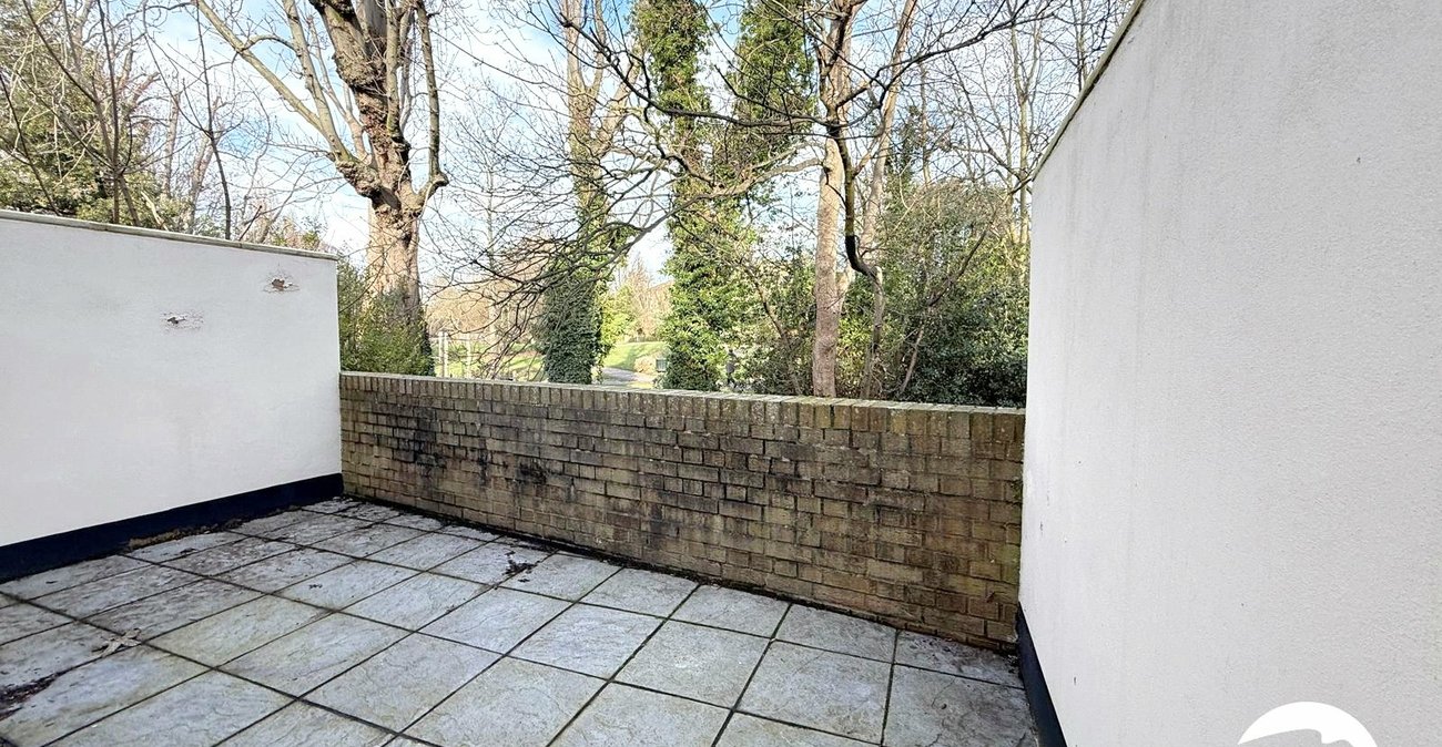 5 bedroom house for sale in London | Robinson Jackson