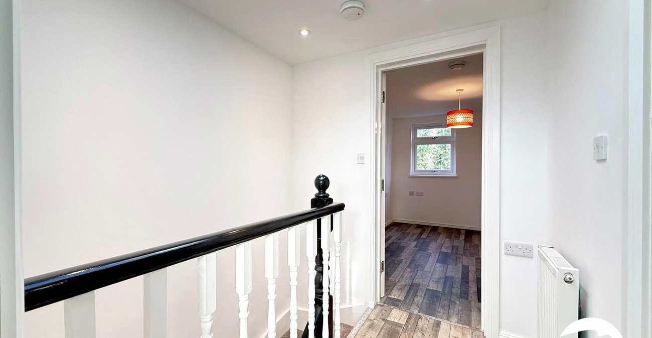 5 bedroom house for sale in London | Robinson Jackson