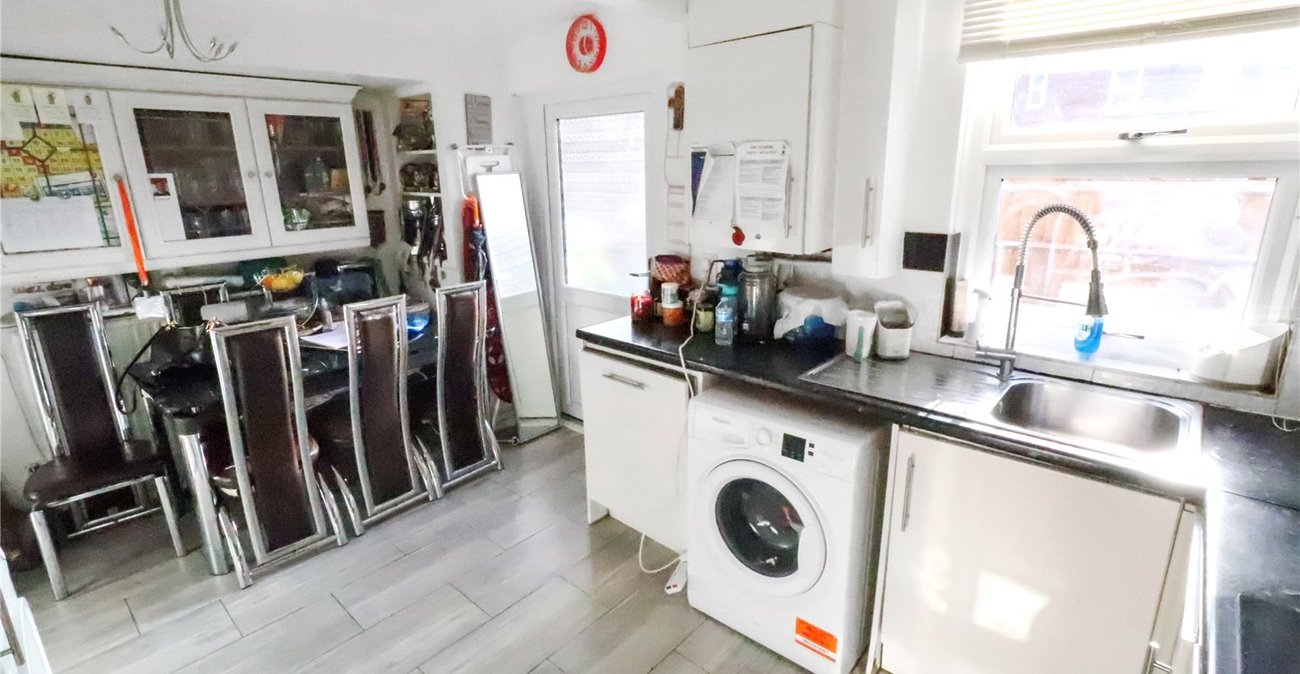 3 bedroom property for sale in Erith | Robinson Jackson