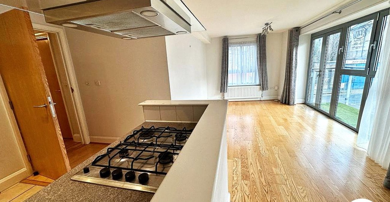 2 bedroom property for sale in Lewisham | Robinson Jackson