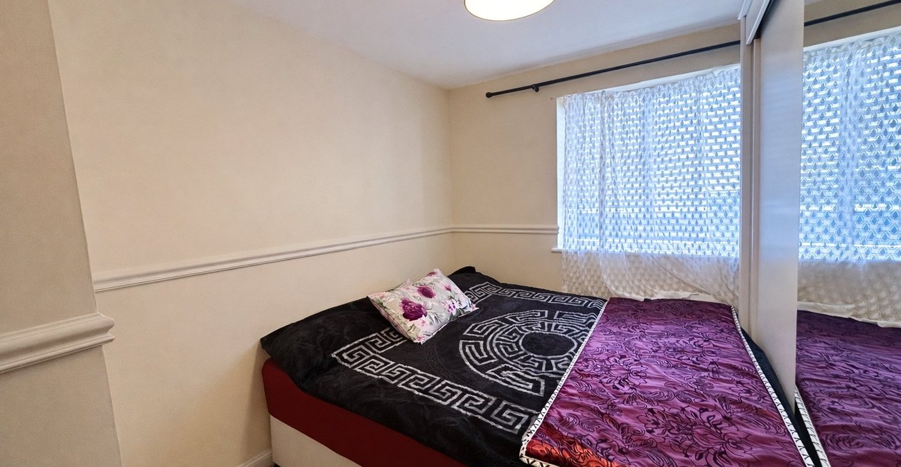 1 bedroom property for sale in London | Robinson Jackson