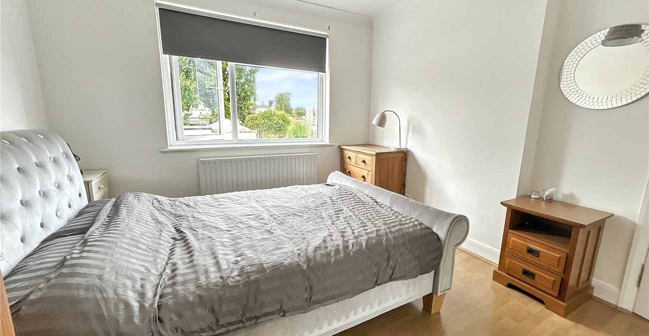 4 bedroom house for sale in Blackfen | Robinson Jackson