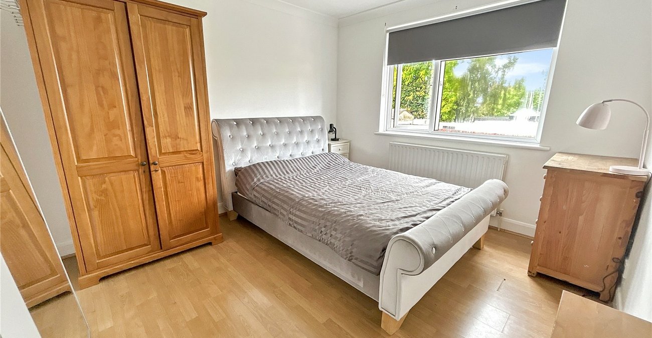 4 bedroom house for sale in Blackfen | Robinson Jackson