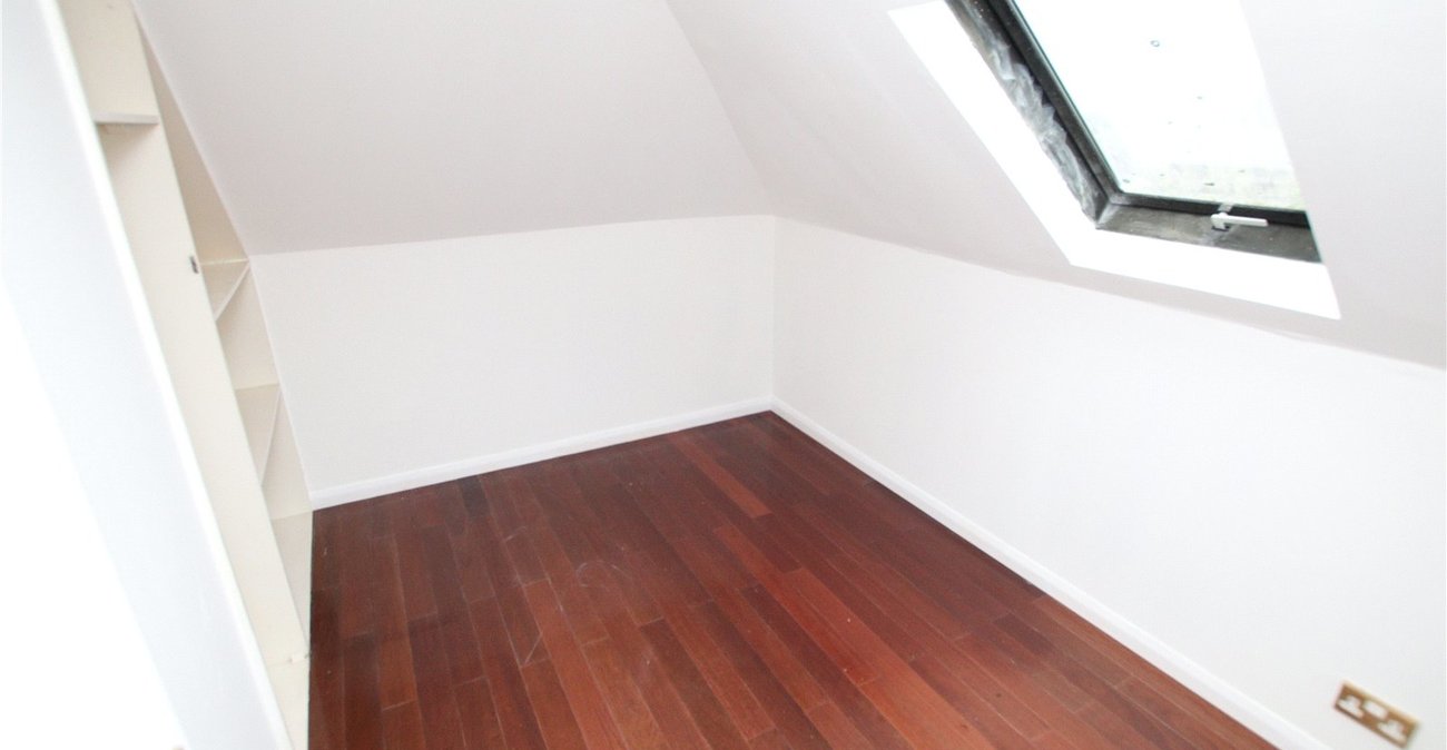 7 bedroom house for sale in Sidcup | Robinson Jackson