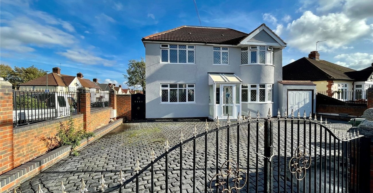 7 bedroom house for sale in Sidcup | Robinson Jackson
