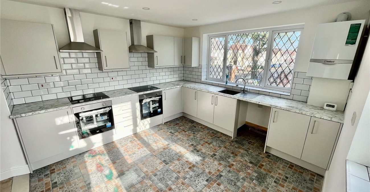 7 bedroom house for sale in Sidcup | Robinson Jackson