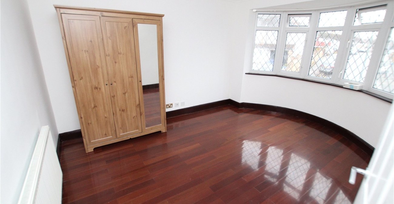 7 bedroom house for sale in Sidcup | Robinson Jackson