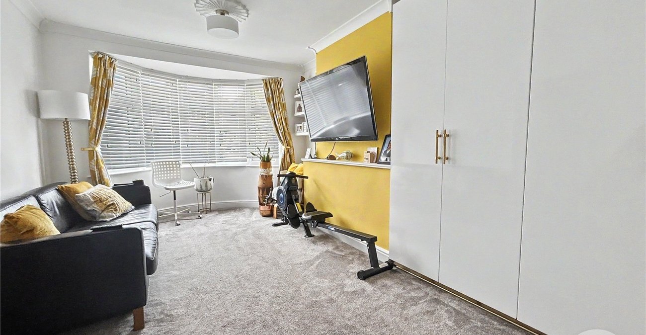 3 bedroom house for sale in Sidcup | Robinson Jackson