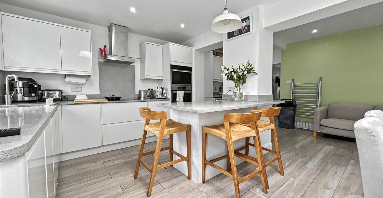 3 bedroom house for sale in Sidcup | Robinson Jackson