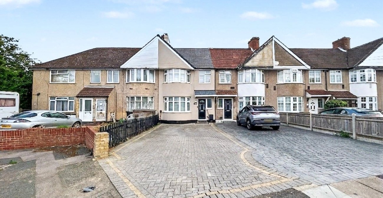3 bedroom house for sale in Sidcup | Robinson Jackson
