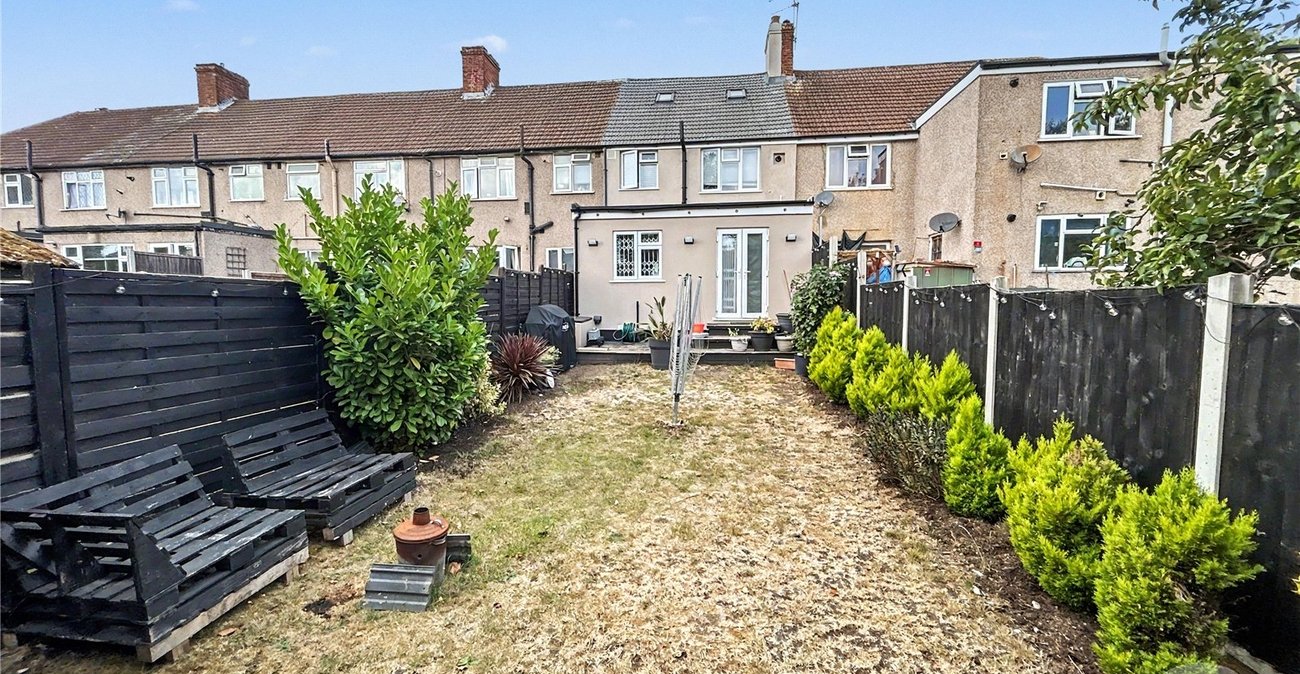 3 bedroom house for sale in Sidcup | Robinson Jackson