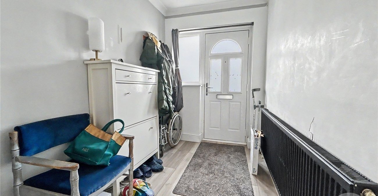 3 bedroom house for sale in Sidcup | Robinson Jackson