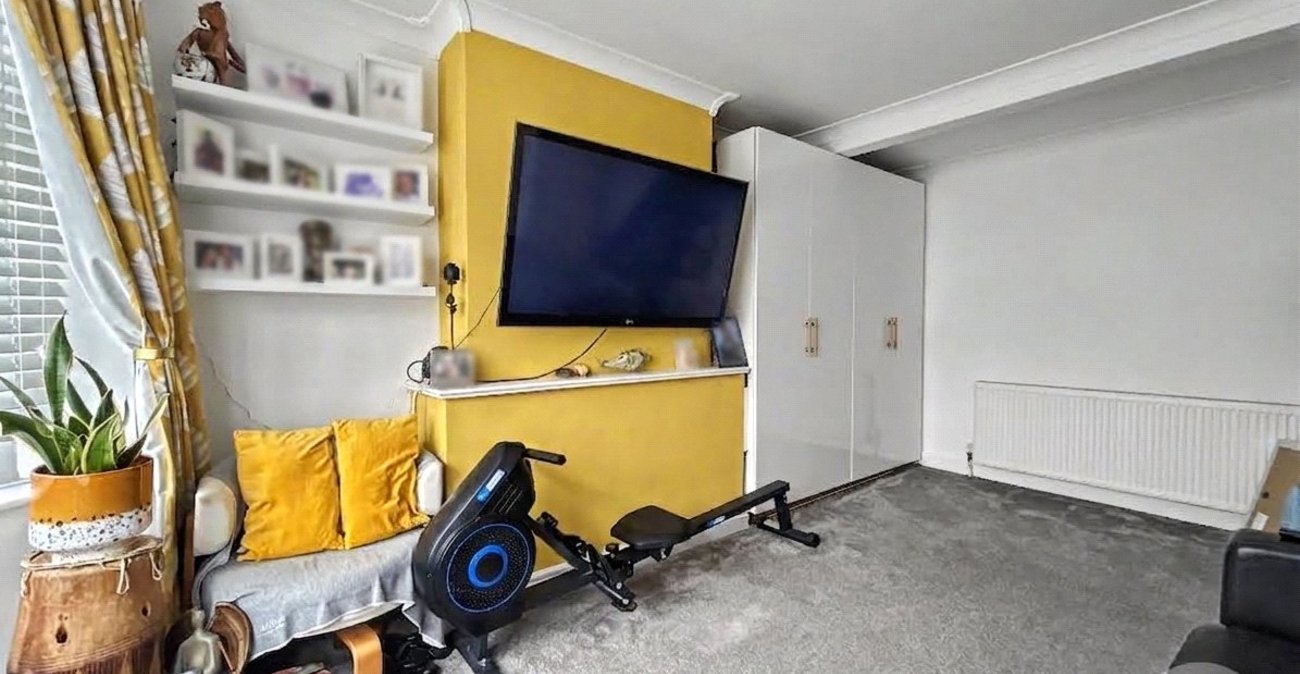 3 bedroom house for sale in Sidcup | Robinson Jackson