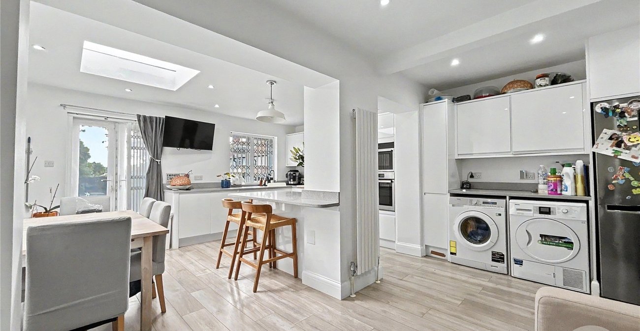 3 bedroom house for sale in Sidcup | Robinson Jackson