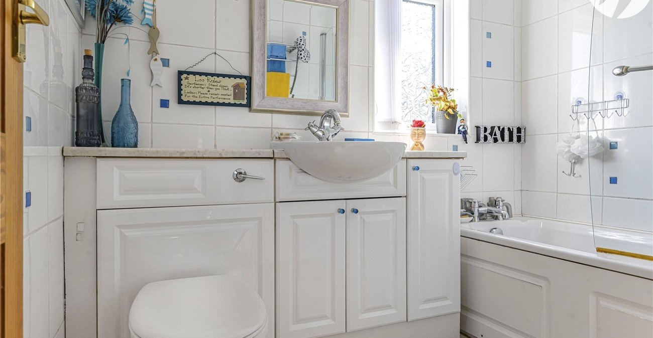 3 bedroom house for sale in Swanley | Robinson Jackson