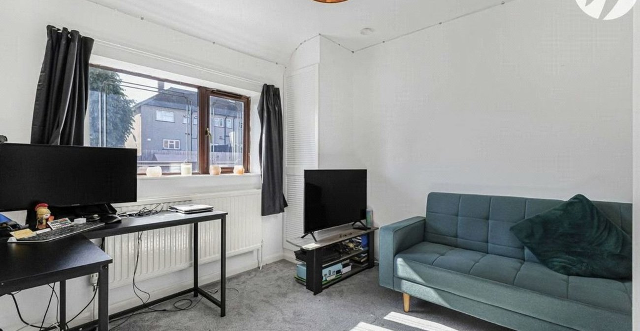 2 bedroom house for sale in St Pauls Cray | Robinson Jackson