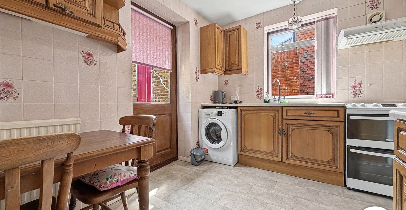 3 bedroom house for sale in Rochester | Robinson Michael & Jackson