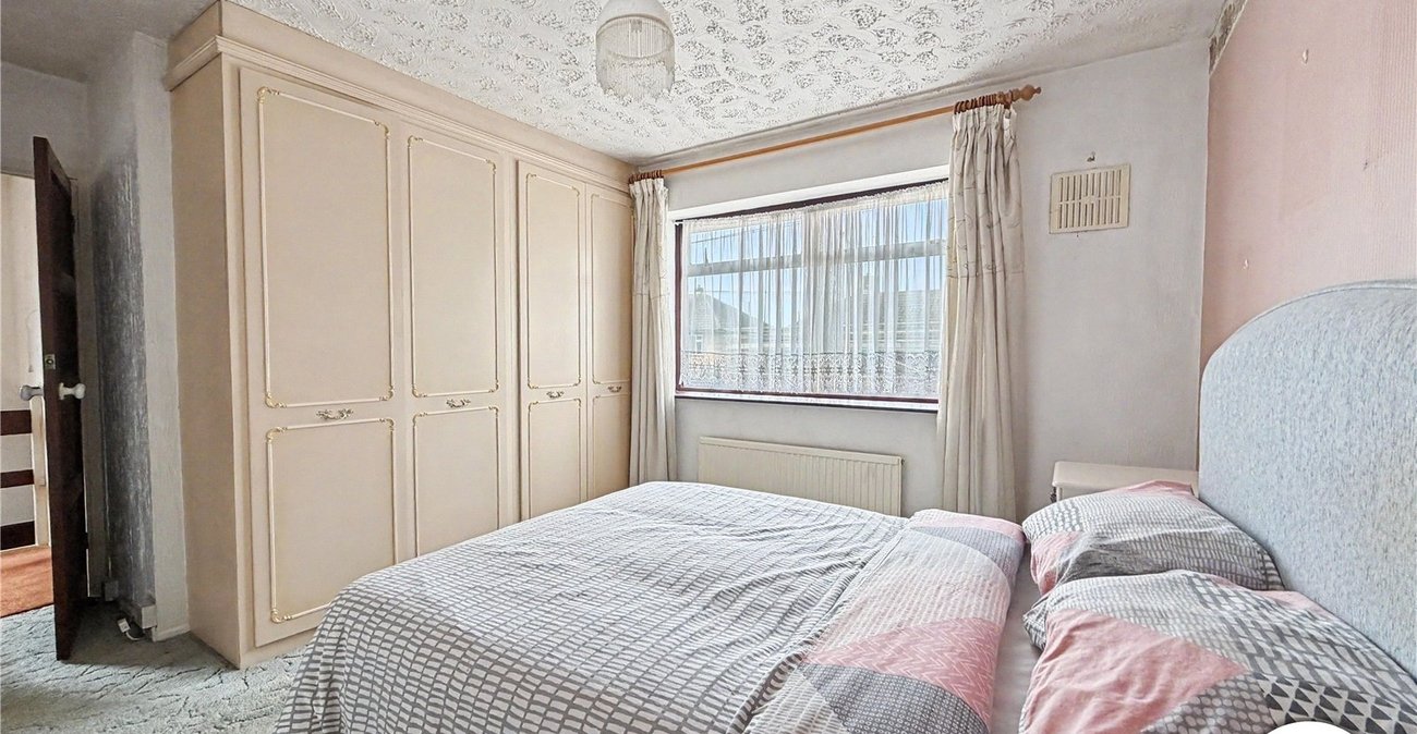 3 bedroom house for sale in Rochester | Robinson Michael & Jackson