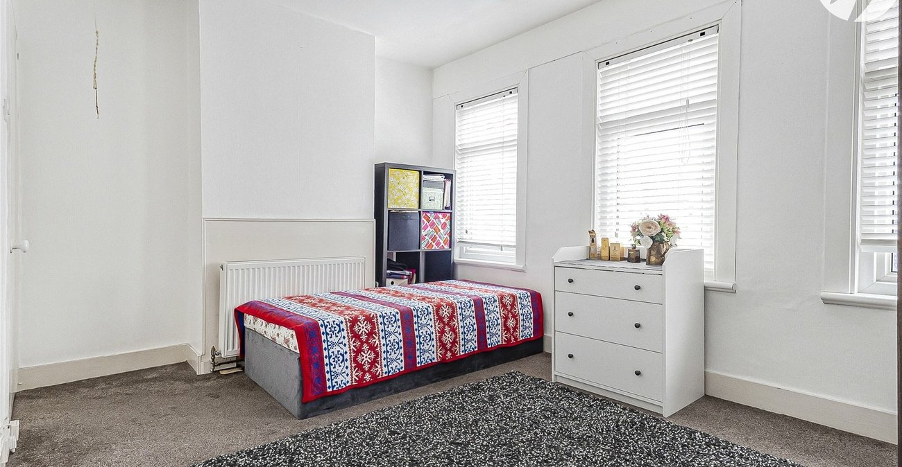 2 bedroom house for sale in Plumstead | Robinson Jackson