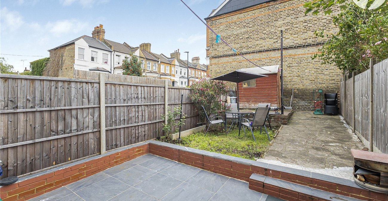 2 bedroom house for sale in Plumstead | Robinson Jackson