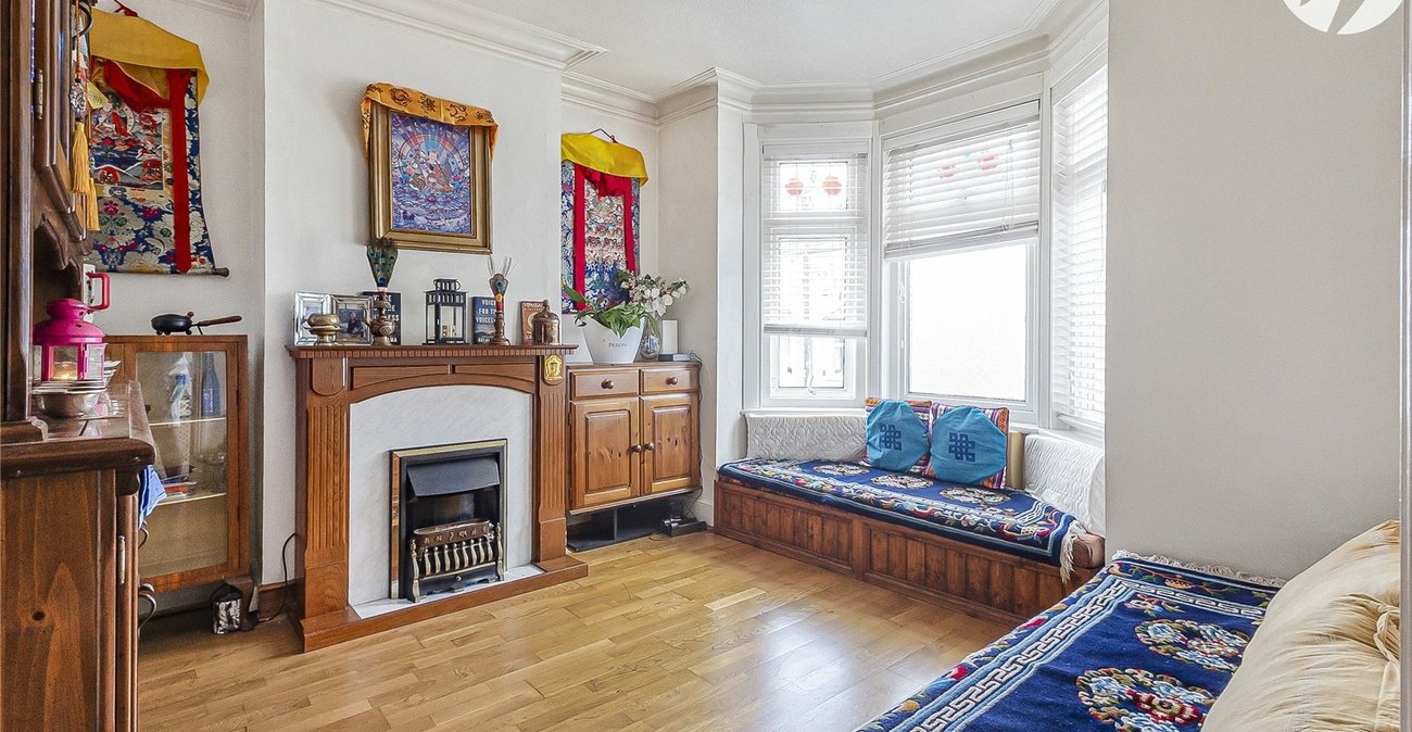 2 bedroom house for sale in Plumstead | Robinson Jackson