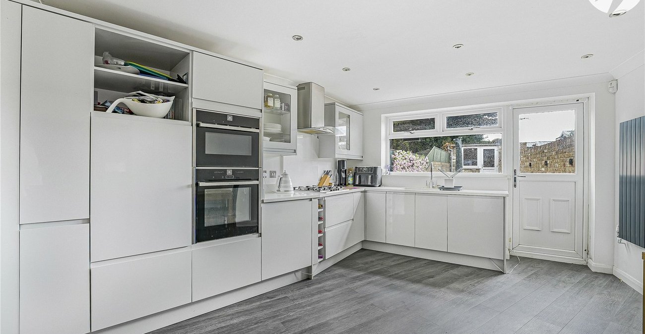 3 bedroom house for sale in Hawley Road | Robinson Jackson