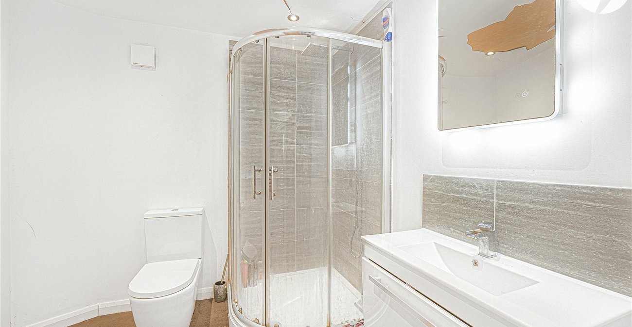 3 bedroom house for sale in Hawley Road | Robinson Jackson