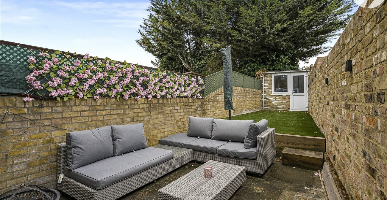 3 bedroom house for sale in Hawley Road | Robinson Jackson