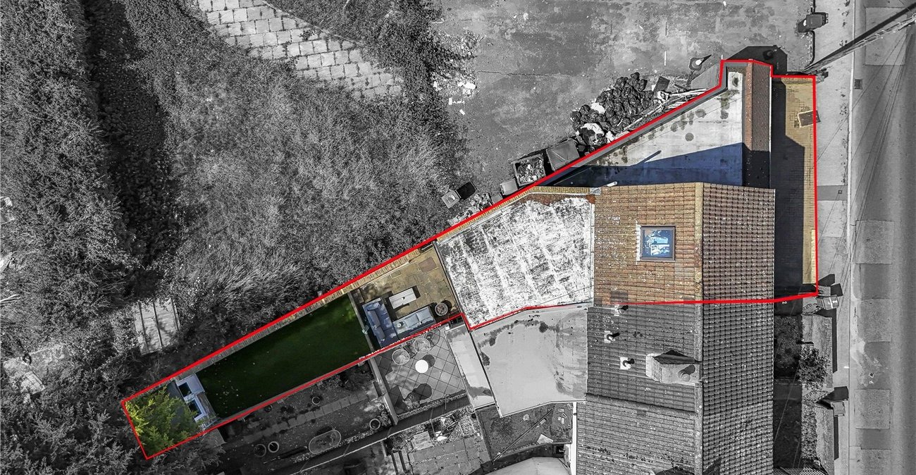 3 bedroom house for sale in Hawley Road | Robinson Jackson