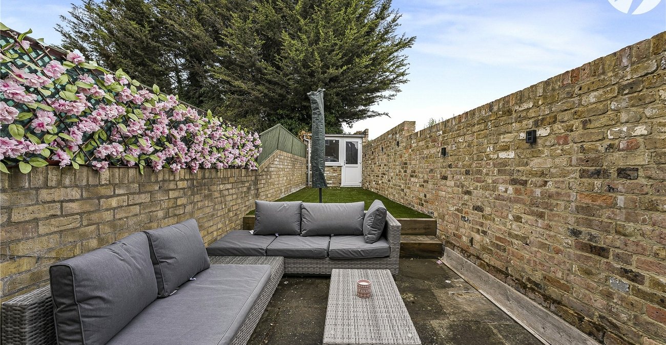 3 bedroom house for sale in Hawley Road | Robinson Jackson