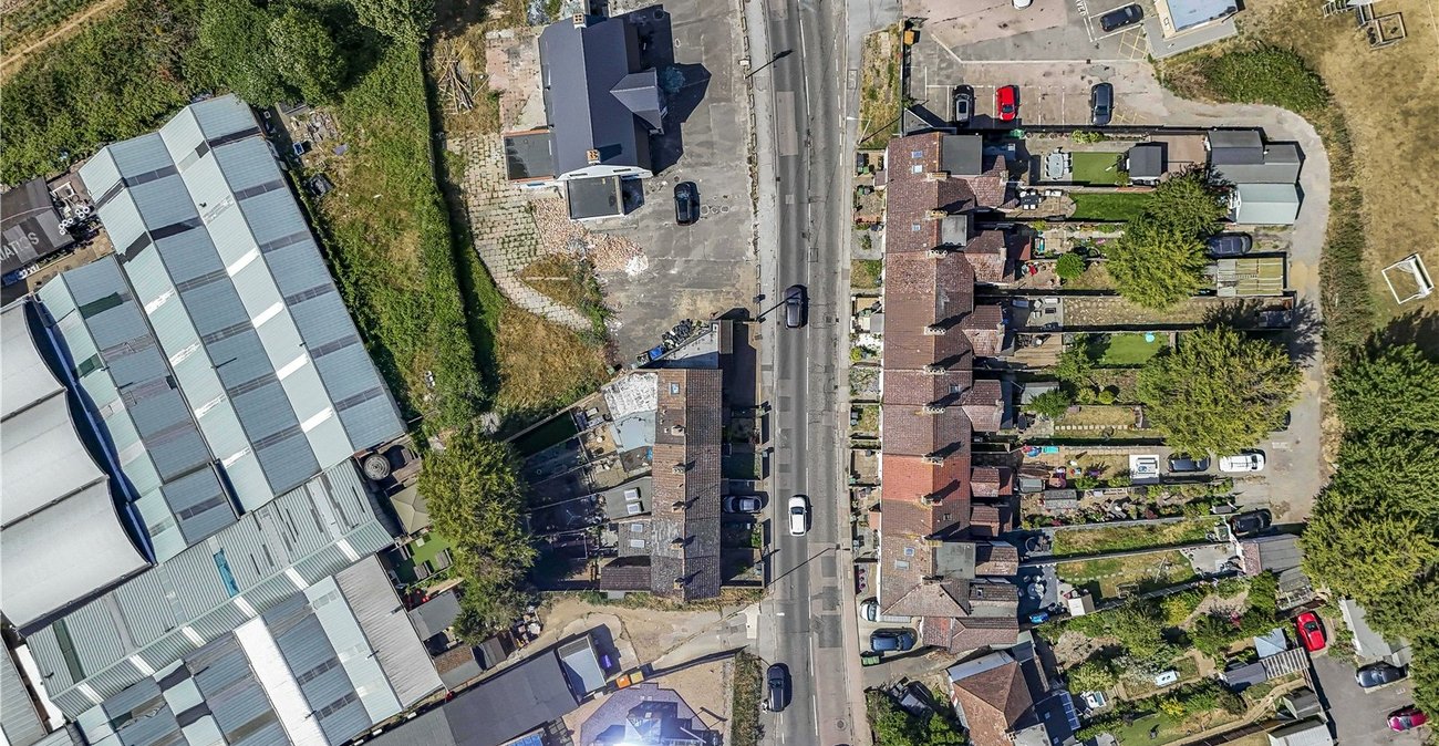 3 bedroom house for sale in Hawley Road | Robinson Jackson