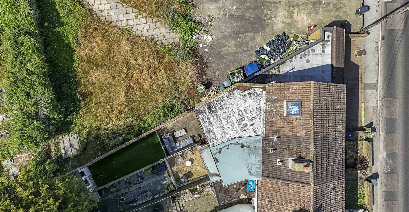 3 bedroom house for sale in Hawley Road | Robinson Jackson