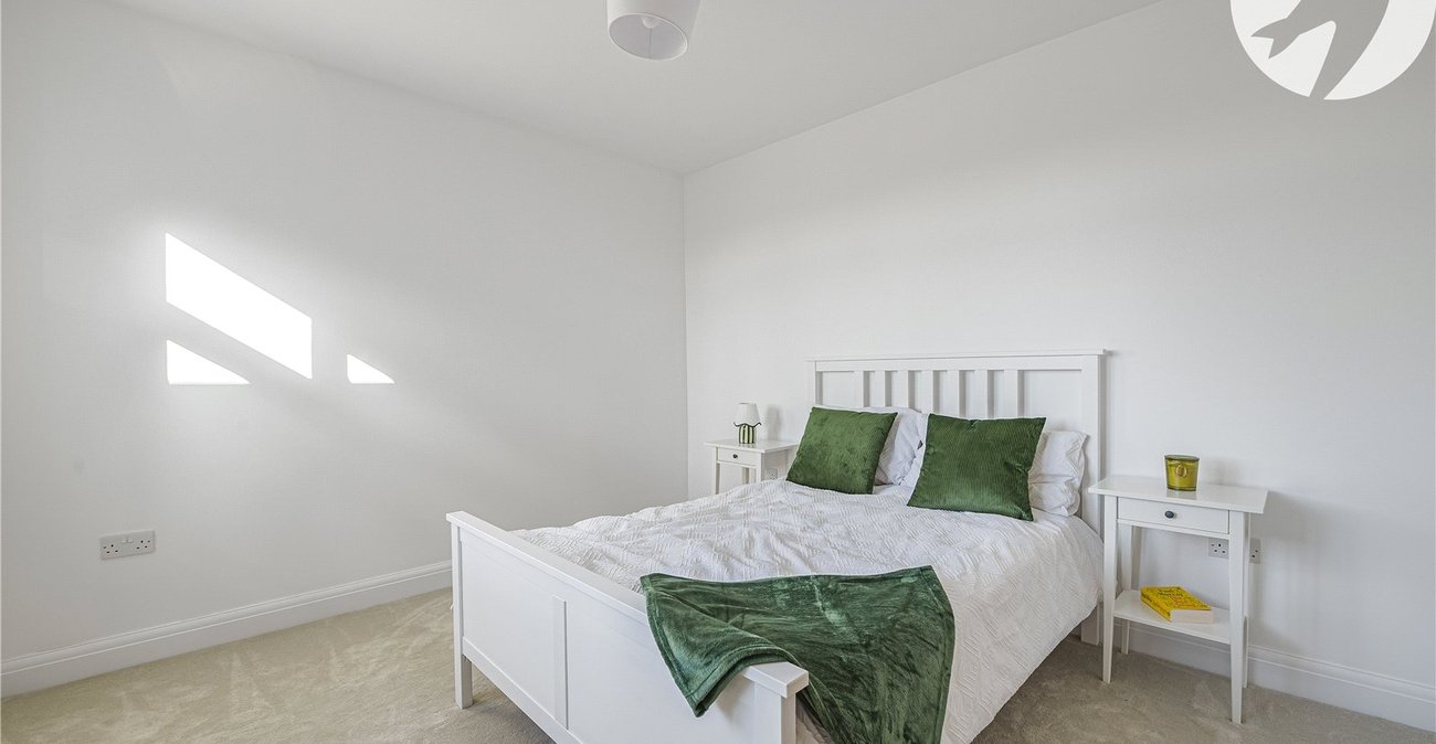 3 bedroom bungalow for sale in Gravesend | Robinson Michael & Jackson