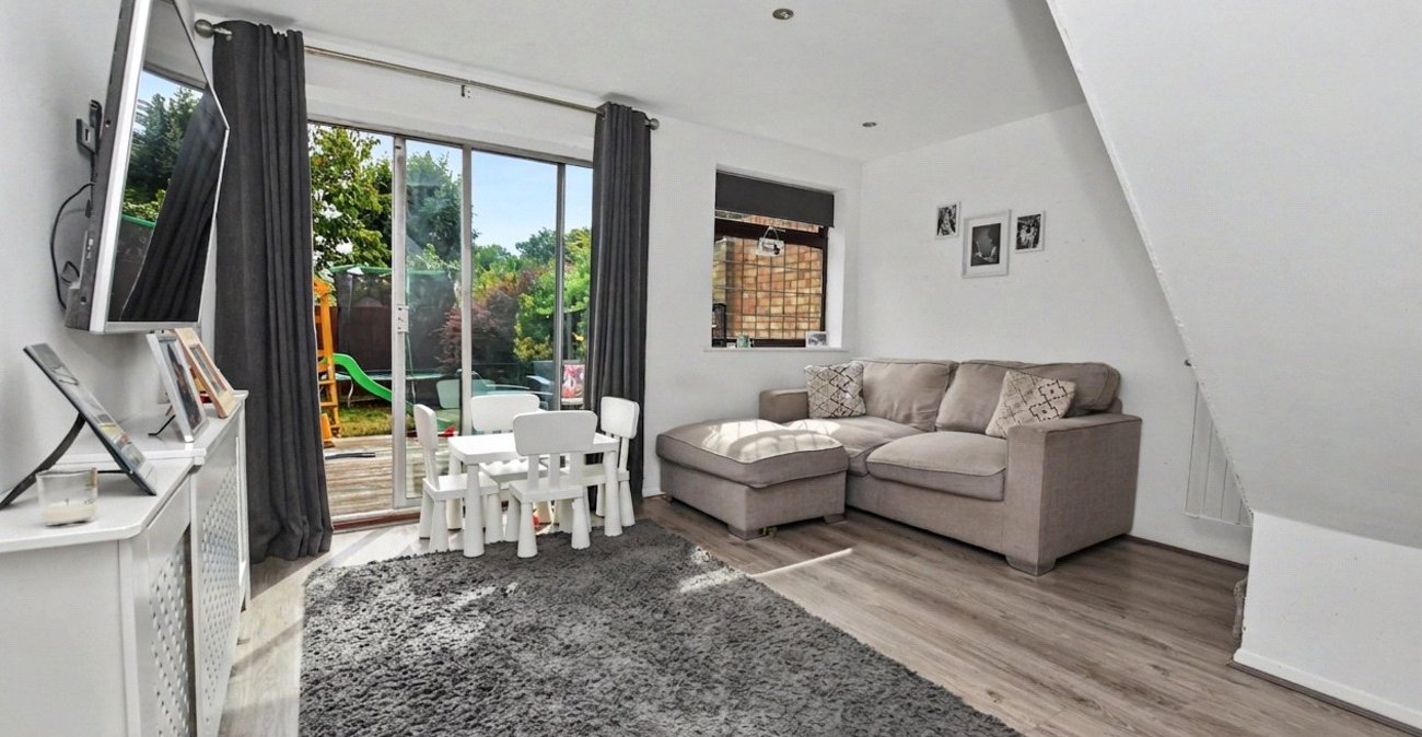 2 bedroom house for sale in Bexleyheath | Robinson Jackson