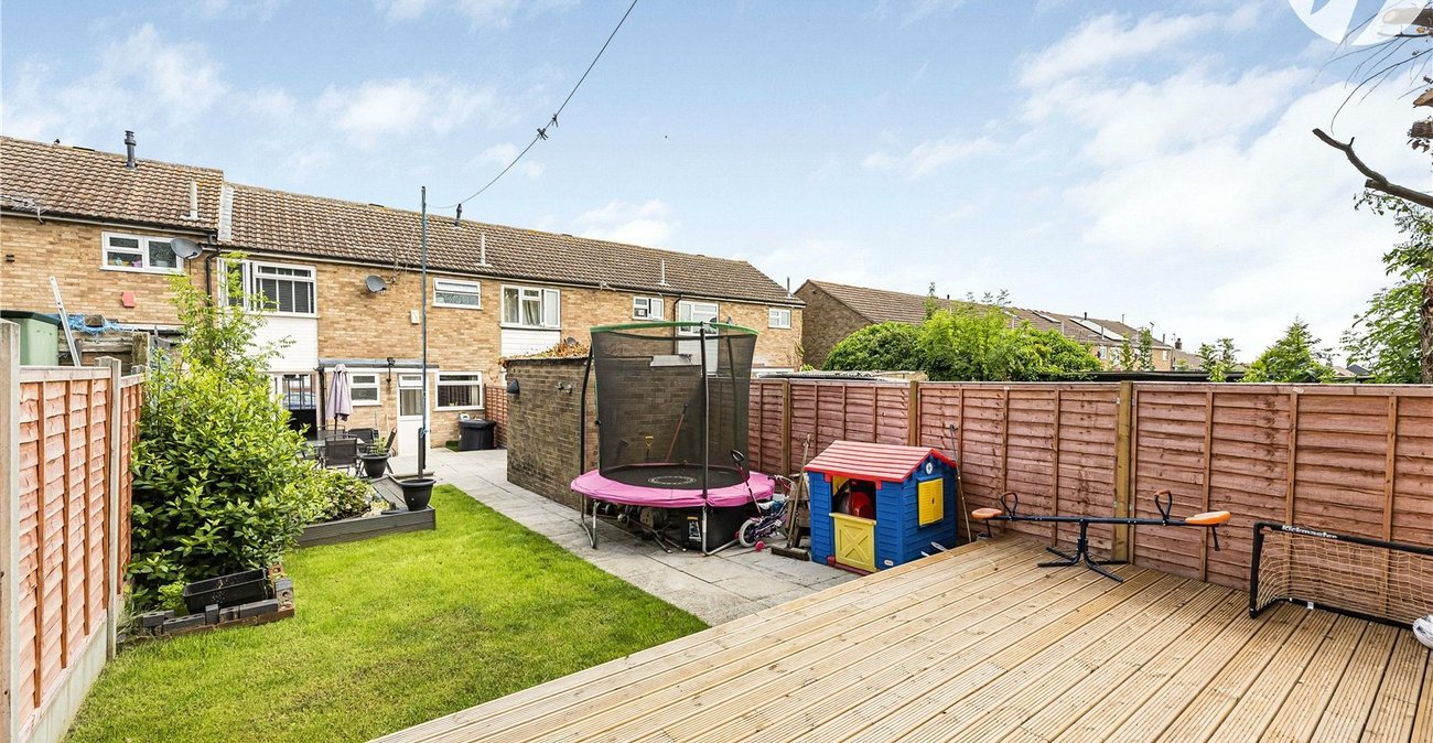 3 bedroom house for sale in Swanscombe | Robinson Jackson