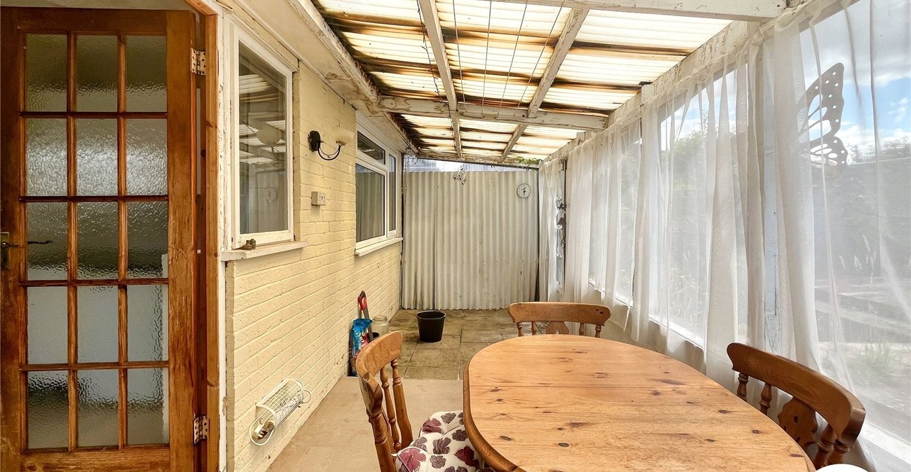 3 bedroom bungalow for sale in Maidstone | Robinson Michael & Jackson
