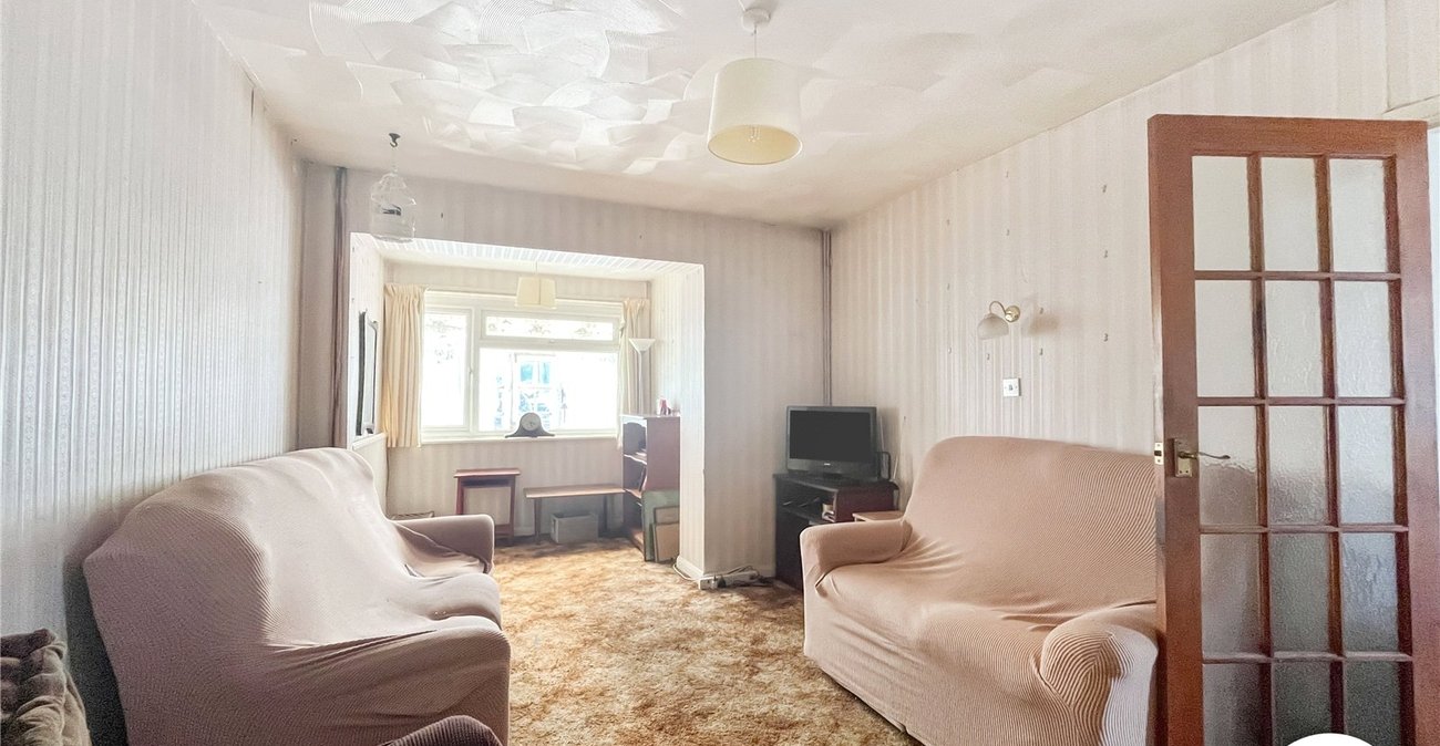 3 bedroom bungalow for sale in Maidstone | Robinson Michael & Jackson