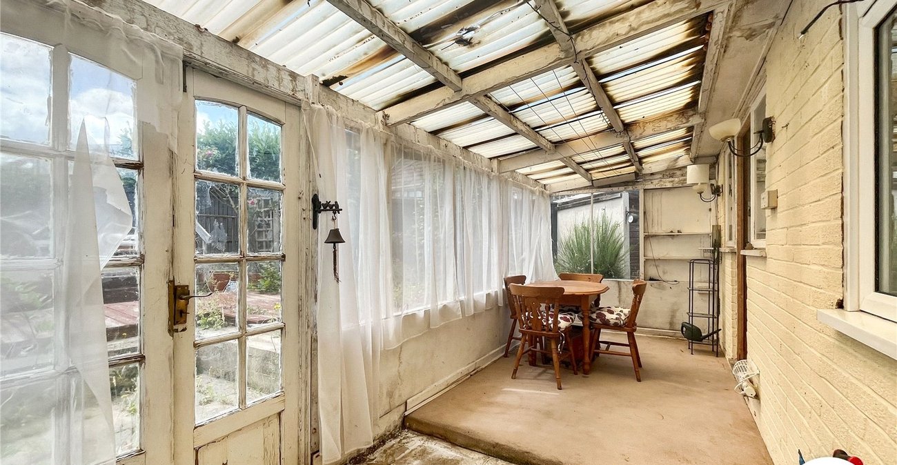 3 bedroom bungalow for sale in Maidstone | Robinson Michael & Jackson