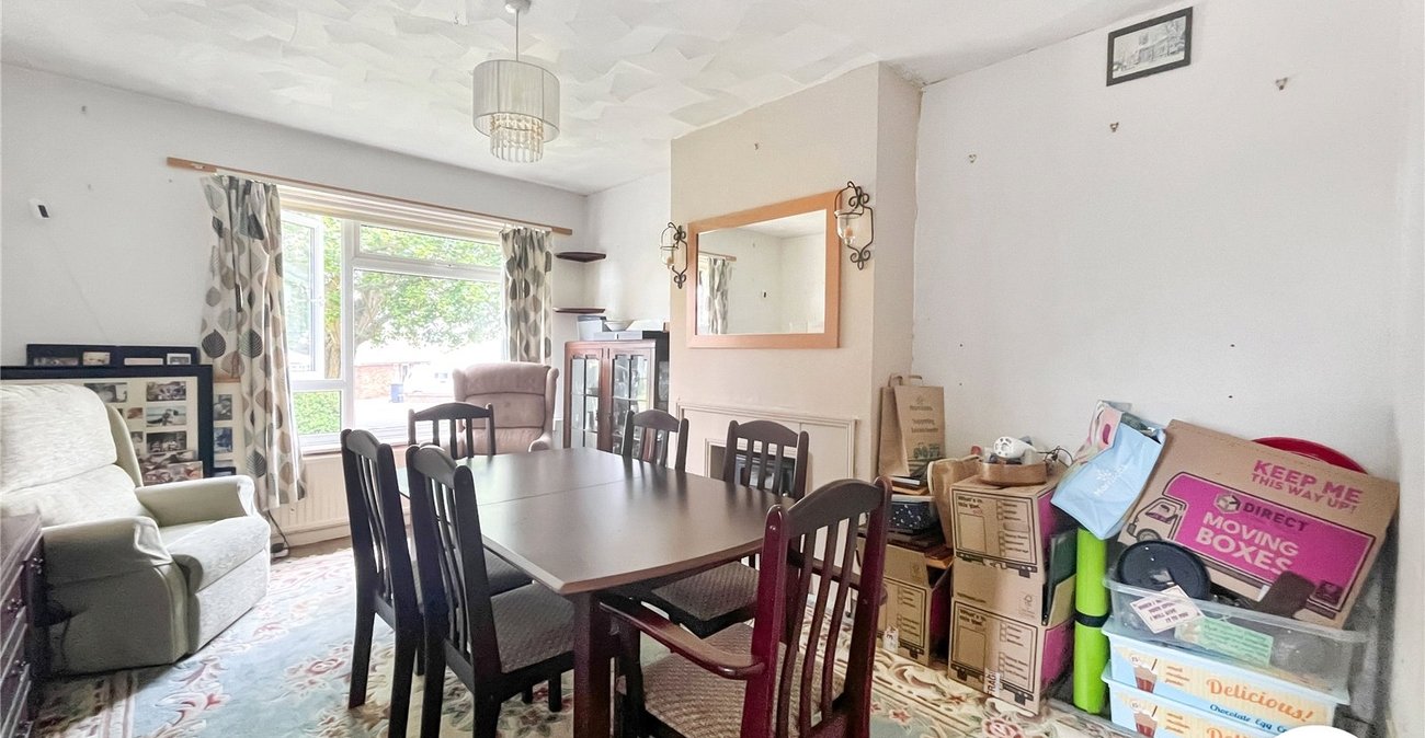 3 bedroom bungalow for sale in Maidstone | Robinson Michael & Jackson