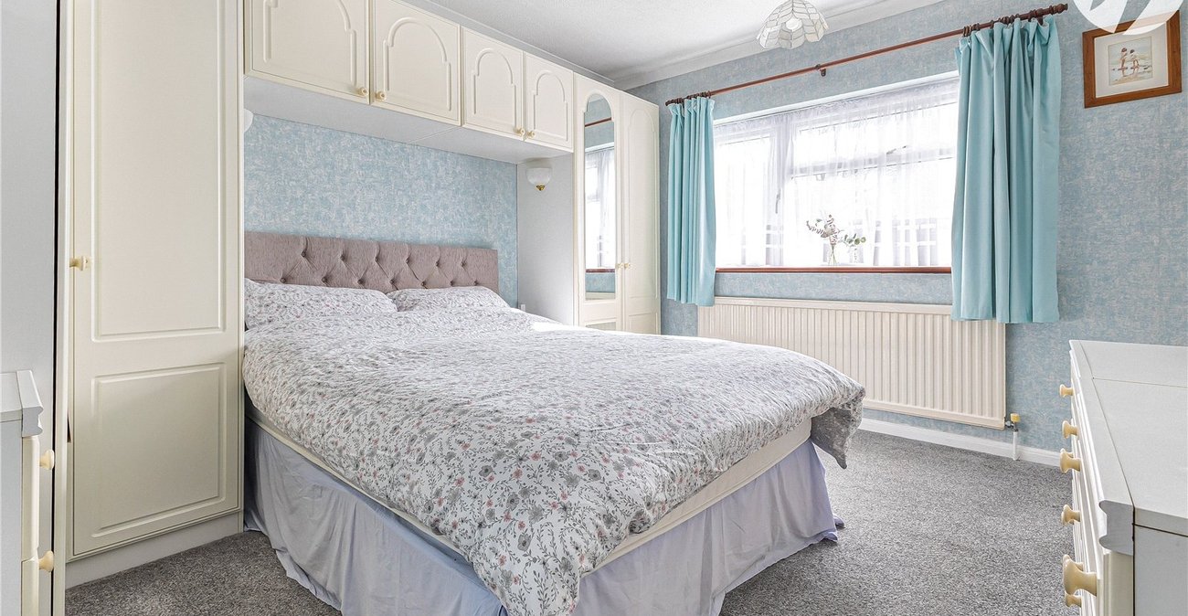 3 bedroom house for sale in Swanley | Robinson Jackson