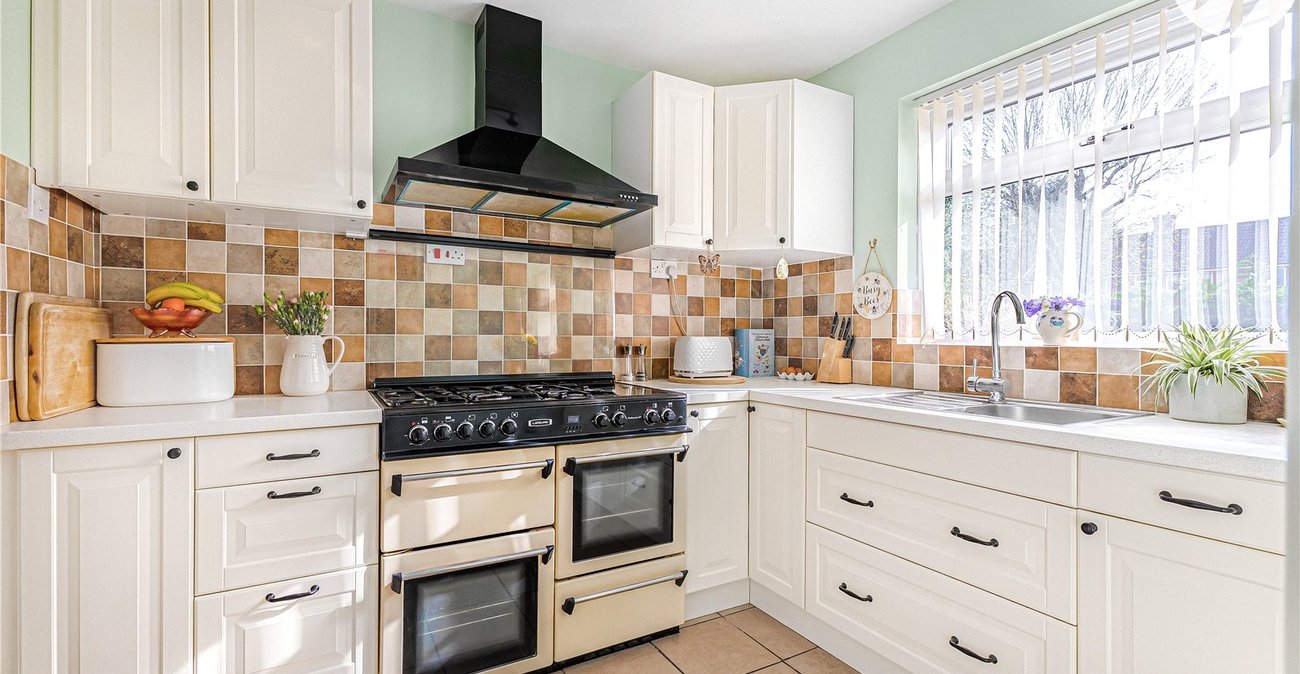 3 bedroom house for sale in Swanley | Robinson Jackson