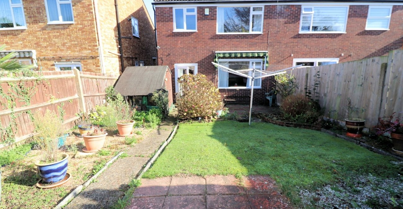 3 bedroom house for sale in Erith | Robinson Jackson