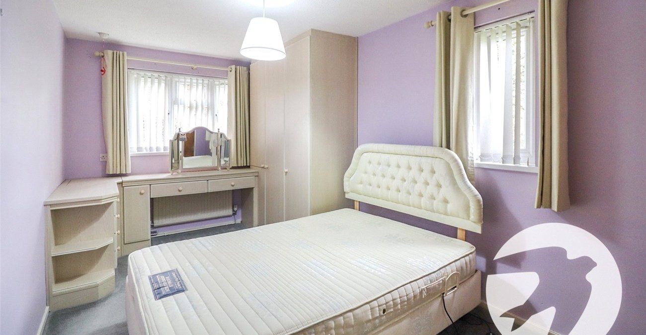 2 bedroom property for sale in Erith | Robinson Jackson